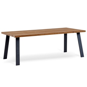 Narvik ruokapöytä 210 - suorilla jaloilla