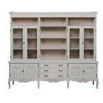 Talonpoikaisrokokoo kirjahylly