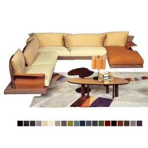 Super Roy kulmasohva divaanilla 137